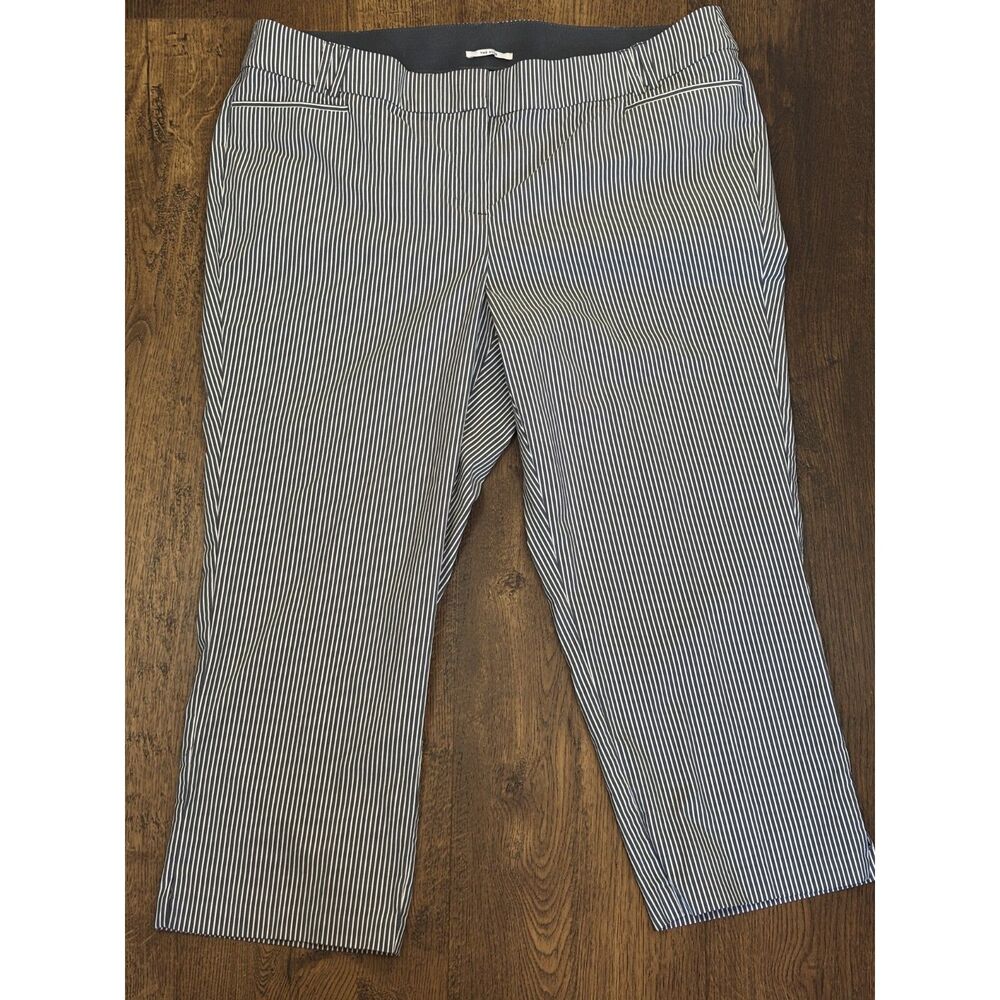Lane Bryant Allie stripped crop pants 14